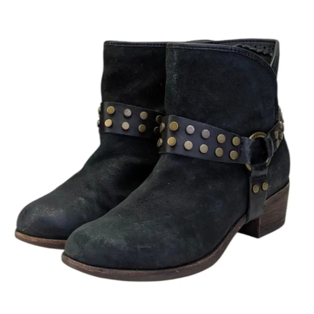 UGG Darling Suede Harness Boots GUC $189 Size 6.5  S3770